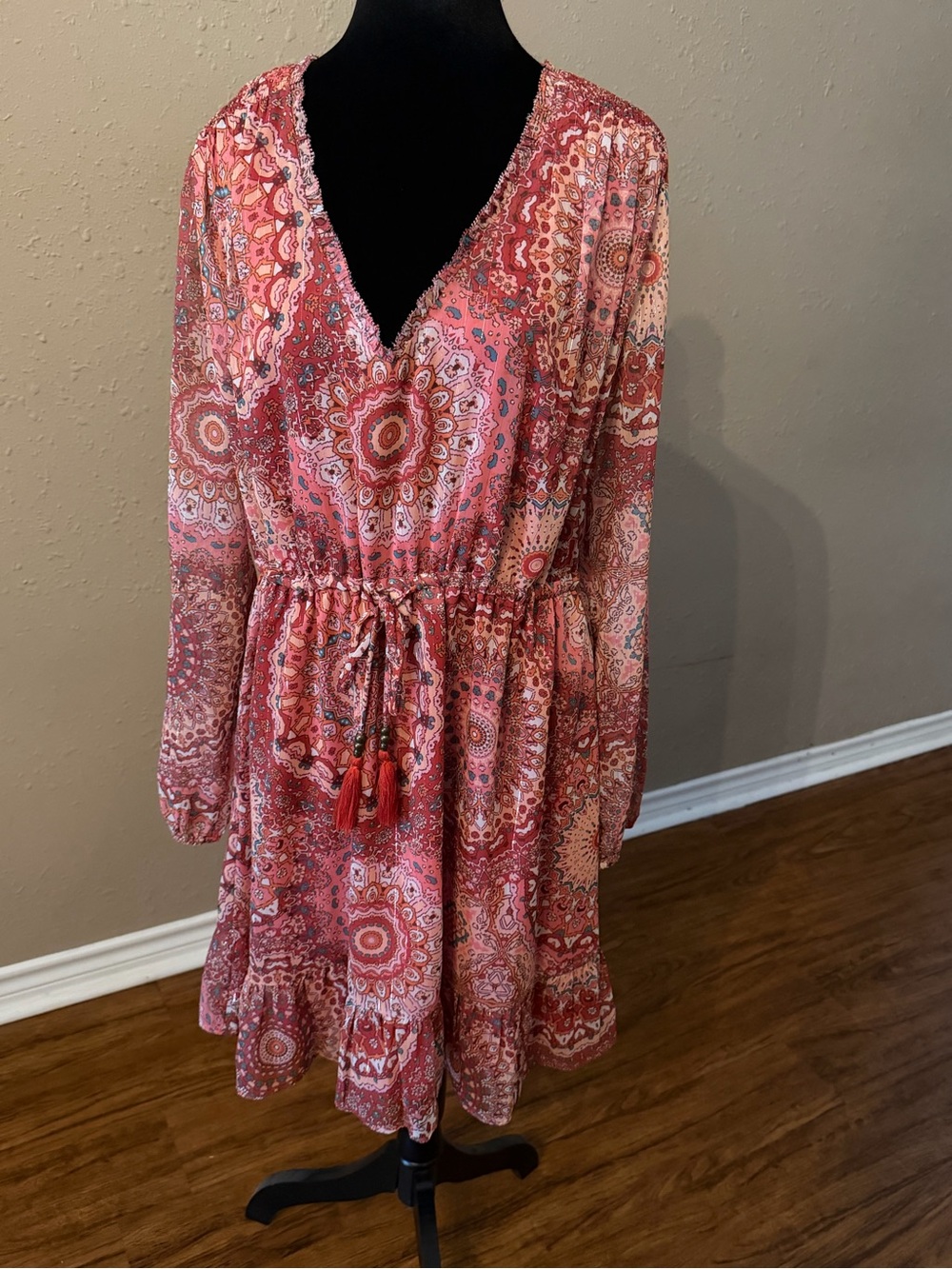 Miss Me Pink Coral Paisley V-Neck Long Sleeve Dress